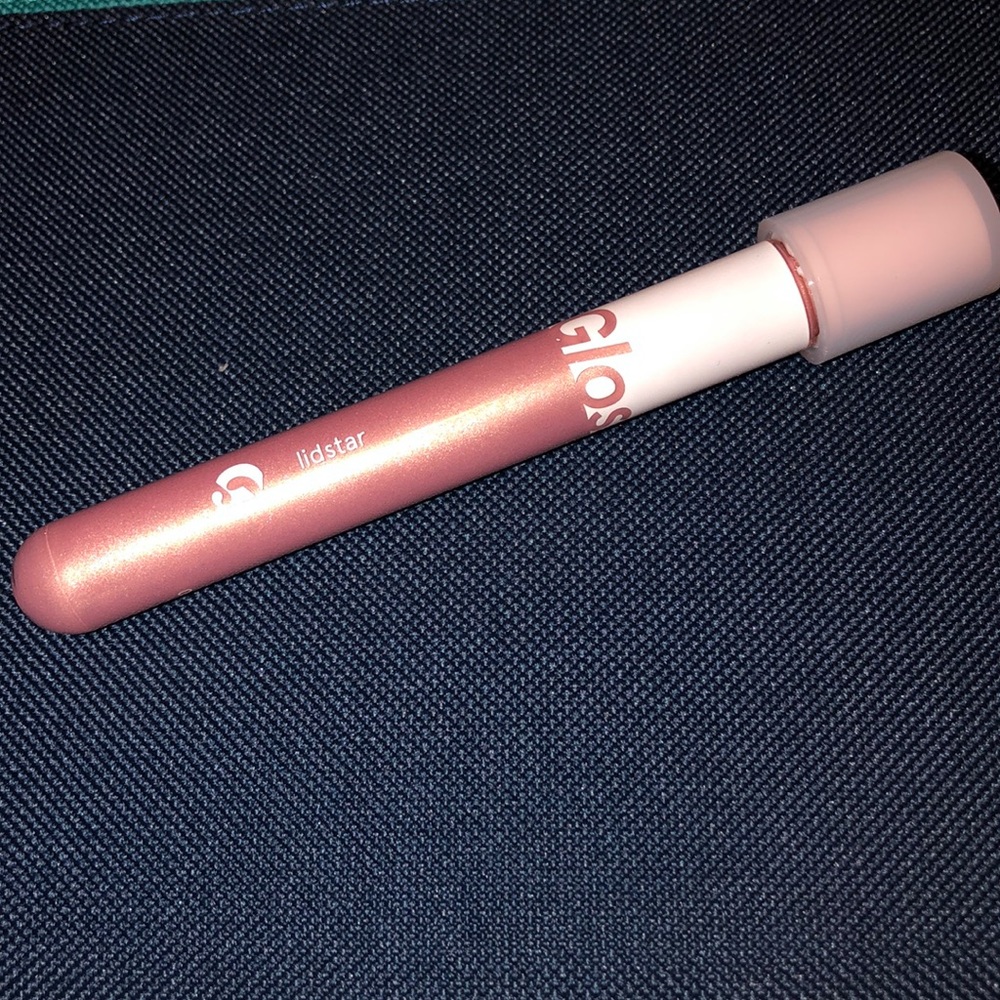 Glossier Lidstar in Slip